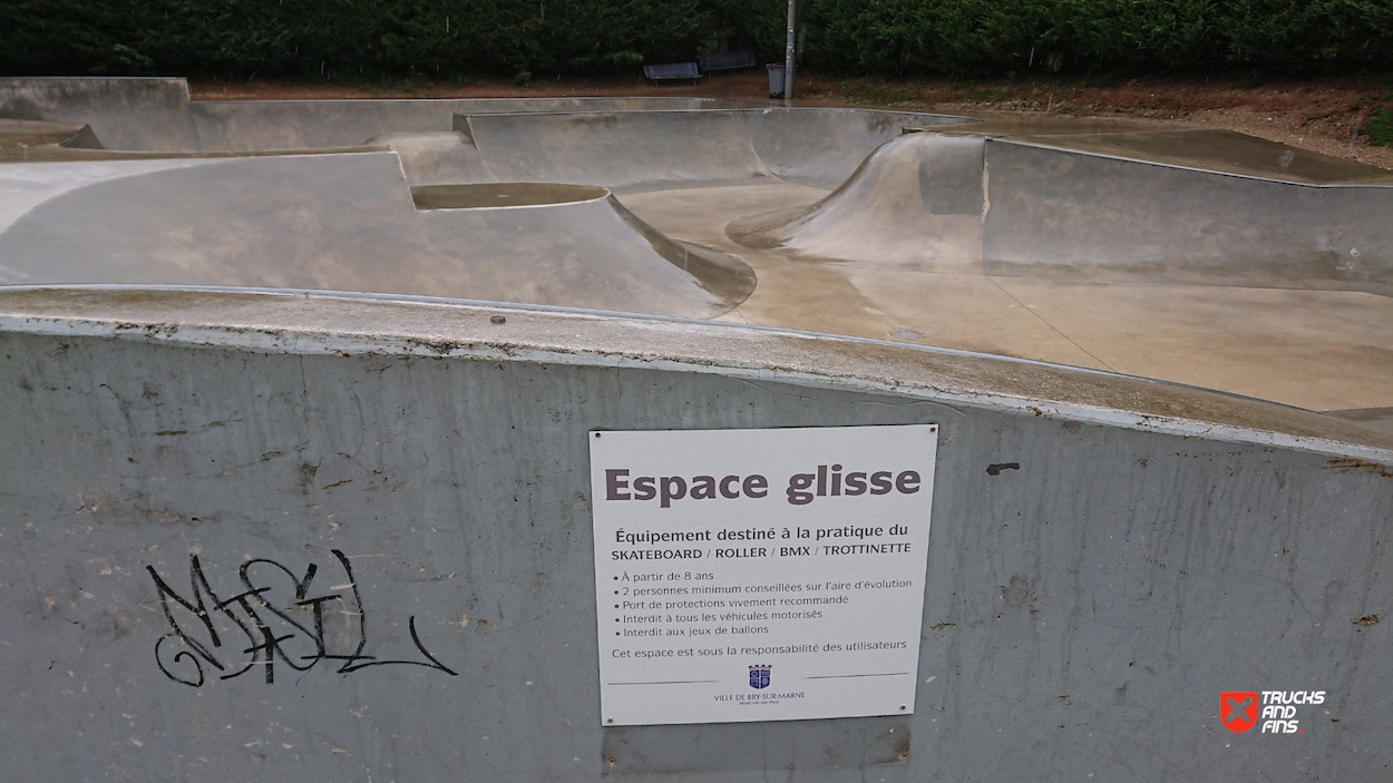 Bry Sur Marne skatepark